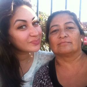 Meet your Posher, Cynthia